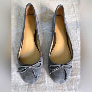 Saks Fifth Avenue Suede Gray Ballet Flats